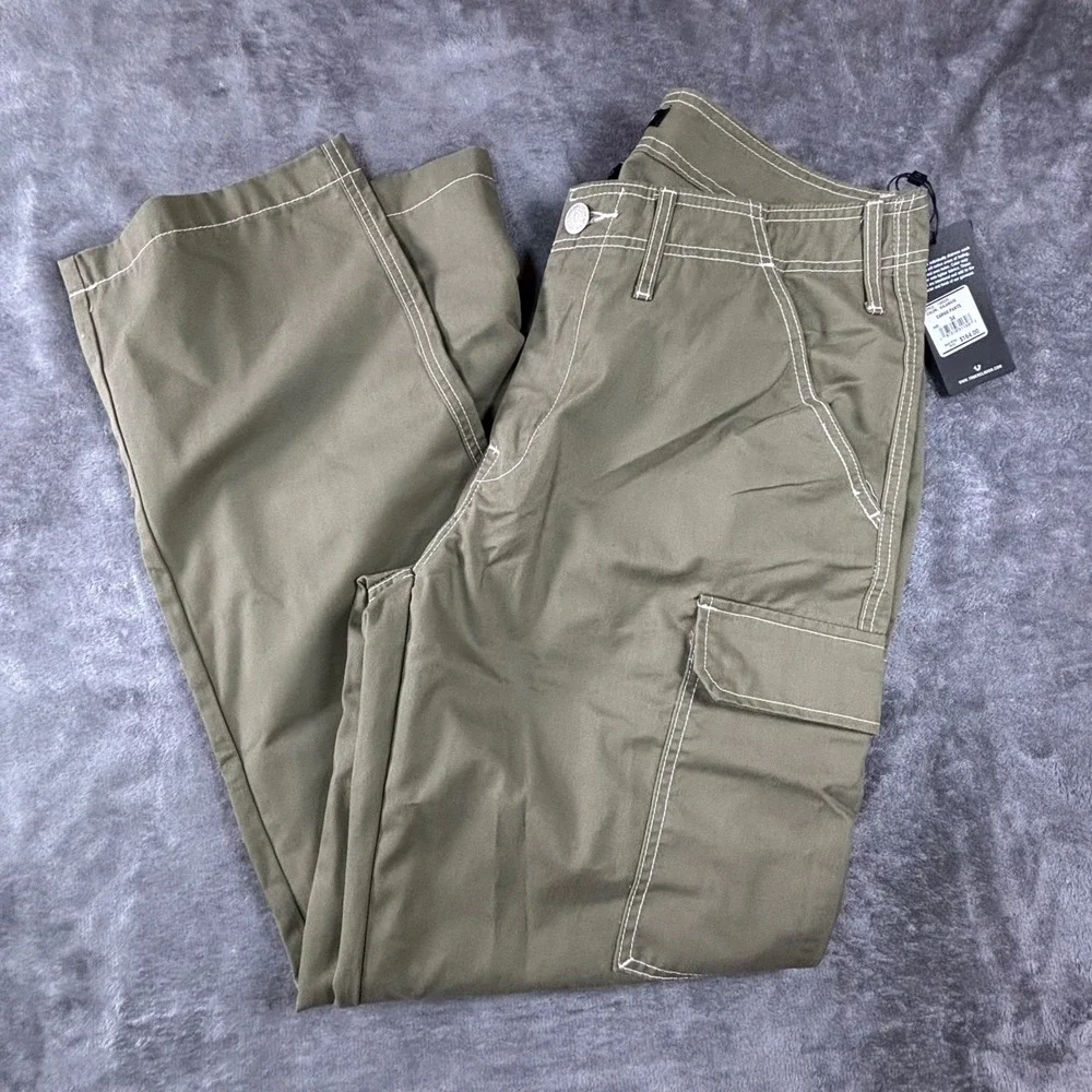 True Religion Mens Cargo Pants Olive Green White Contrast Stitch Size 34 NWT